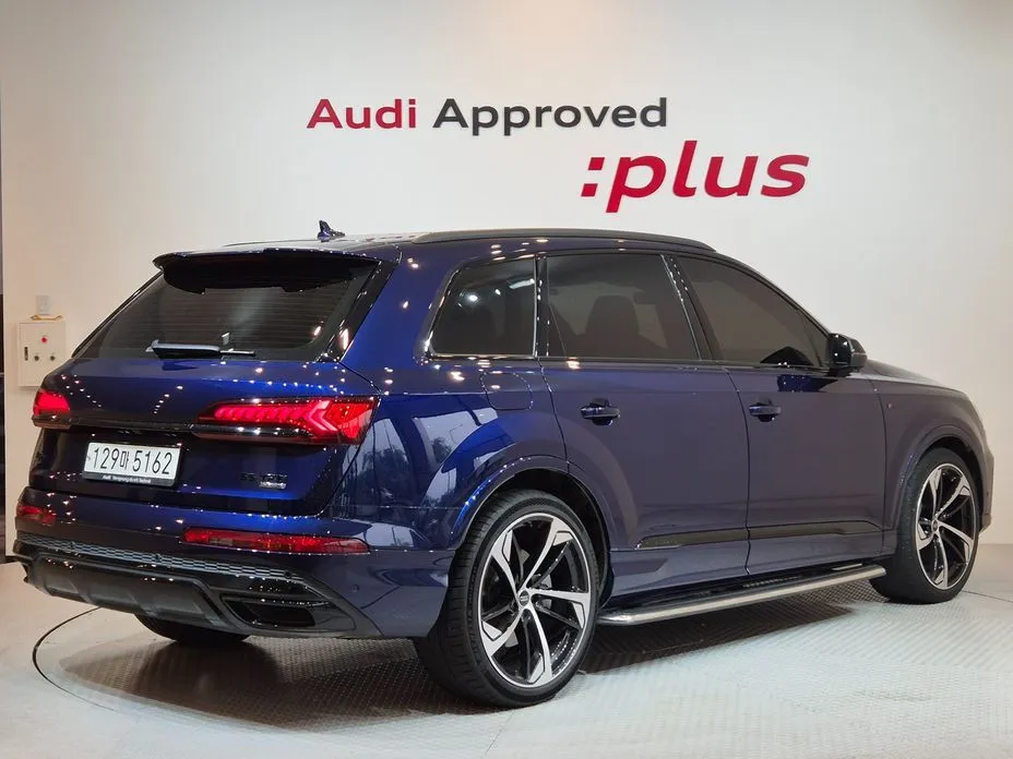 Audi Q7 — фото 5