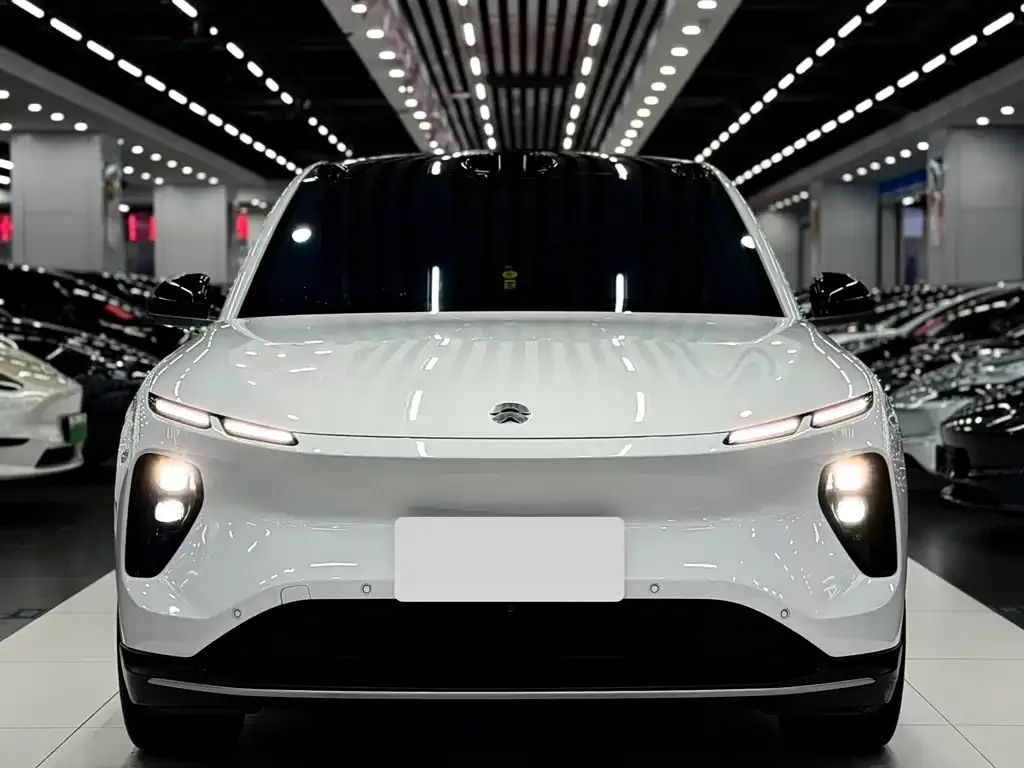NIO EC6 — фото 6