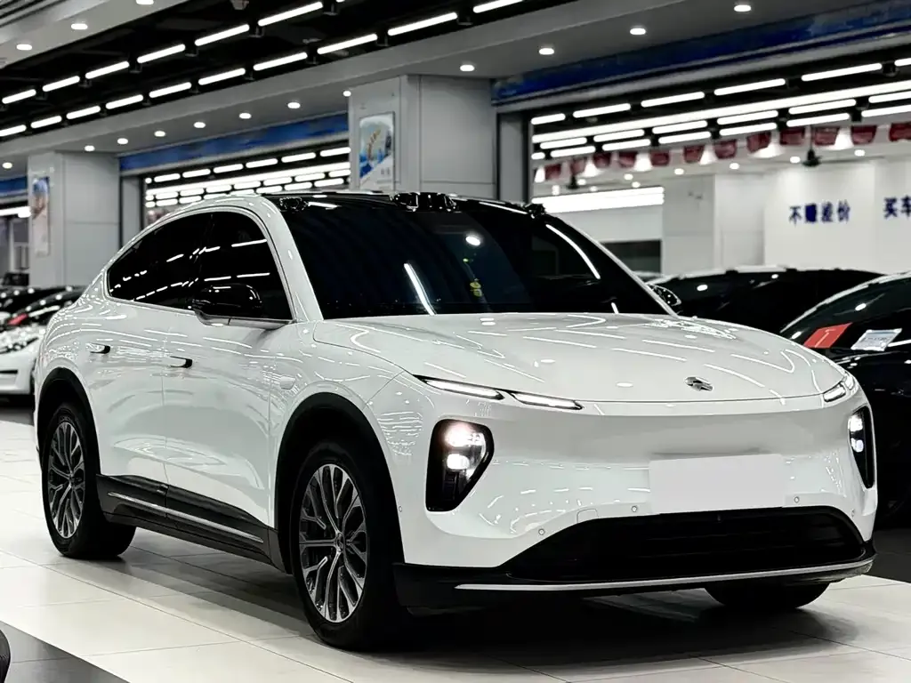 NIO EC6 — фото 7