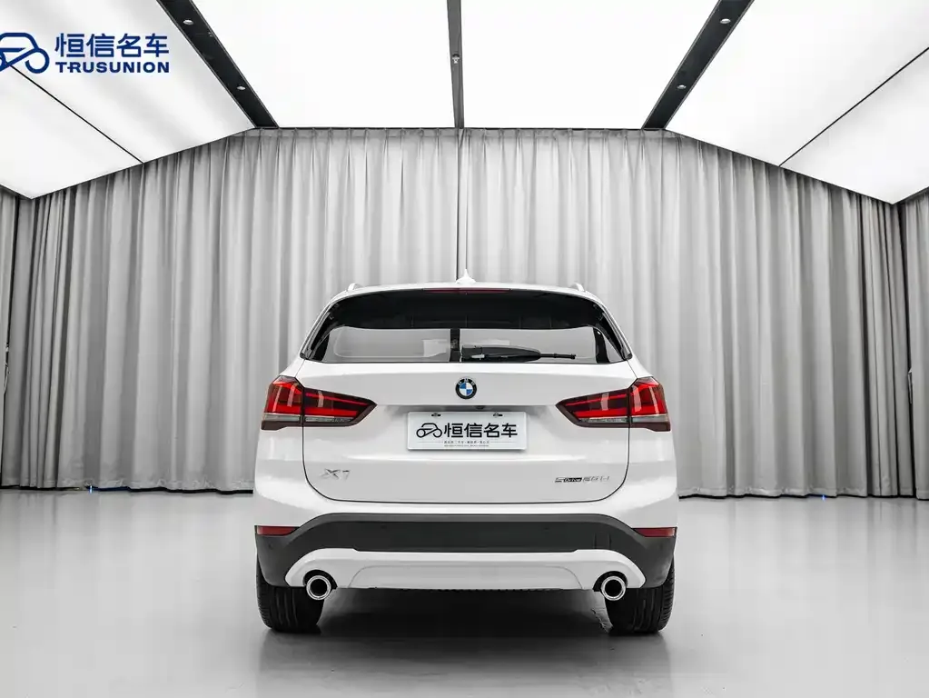 BMW X1 — фото 3