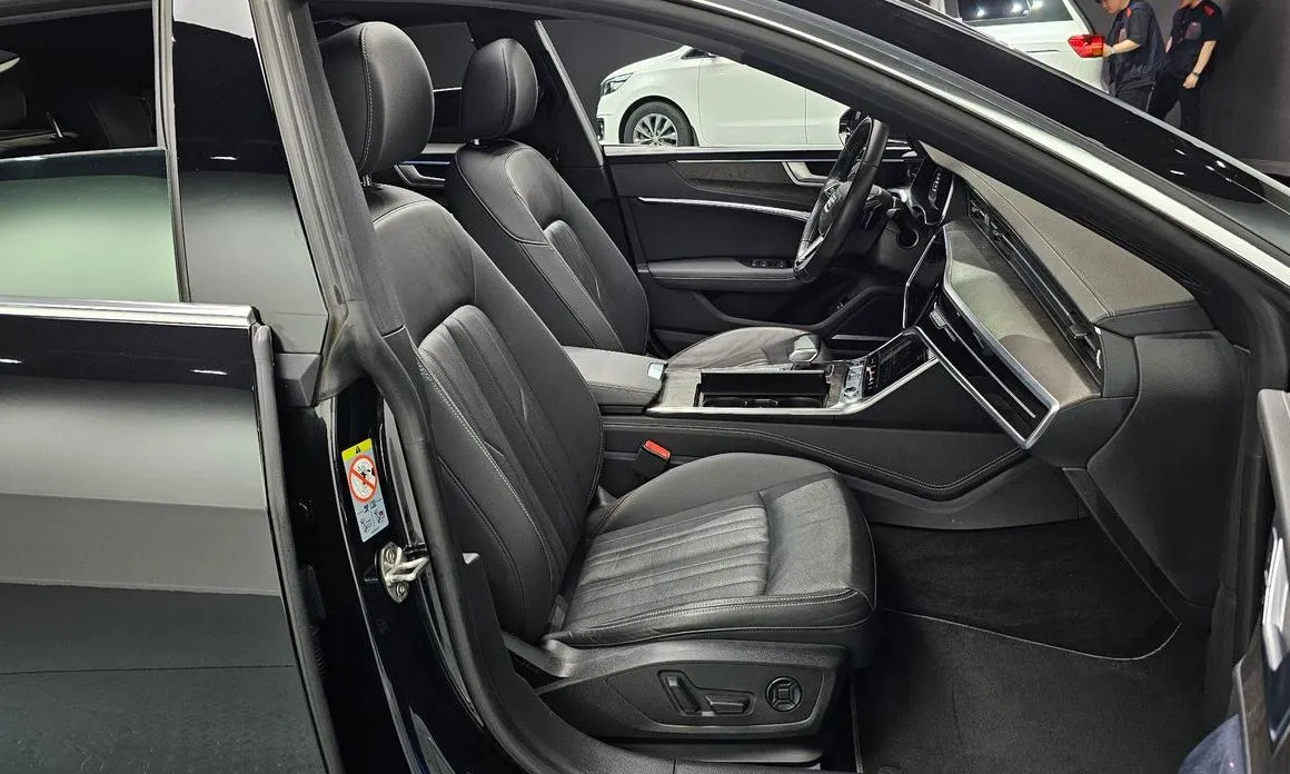 Audi A7 — фото 5