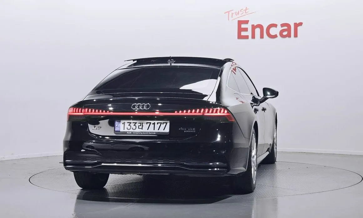 Audi A7 — фото 2