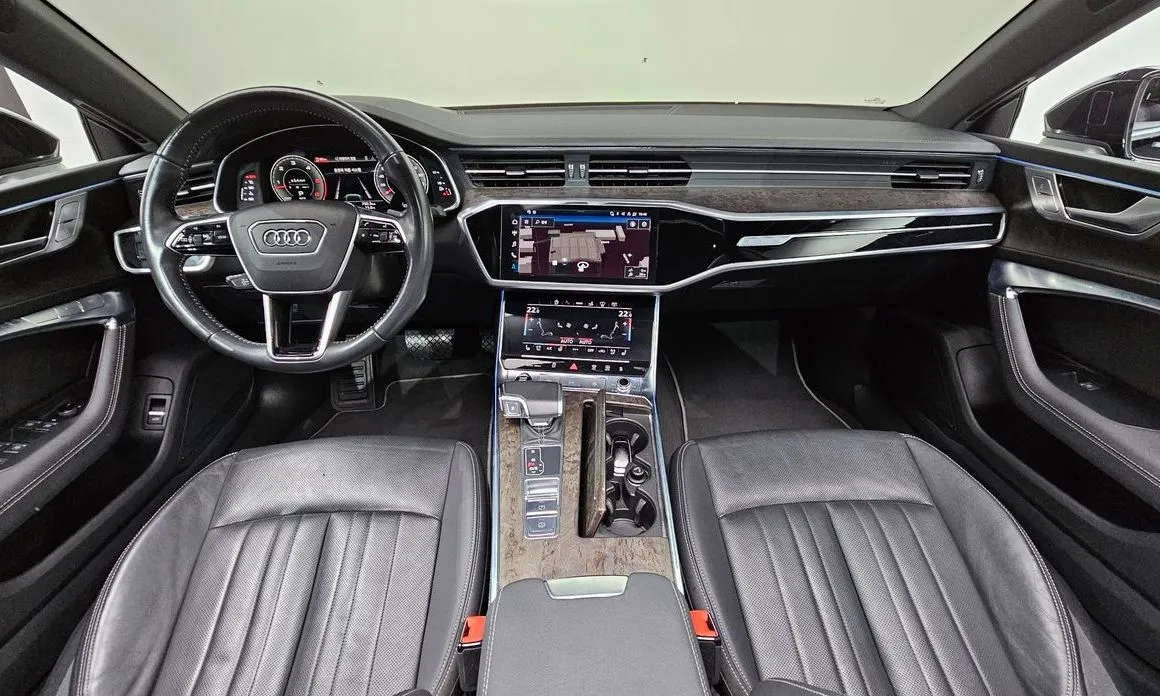 Audi A7 — фото 9