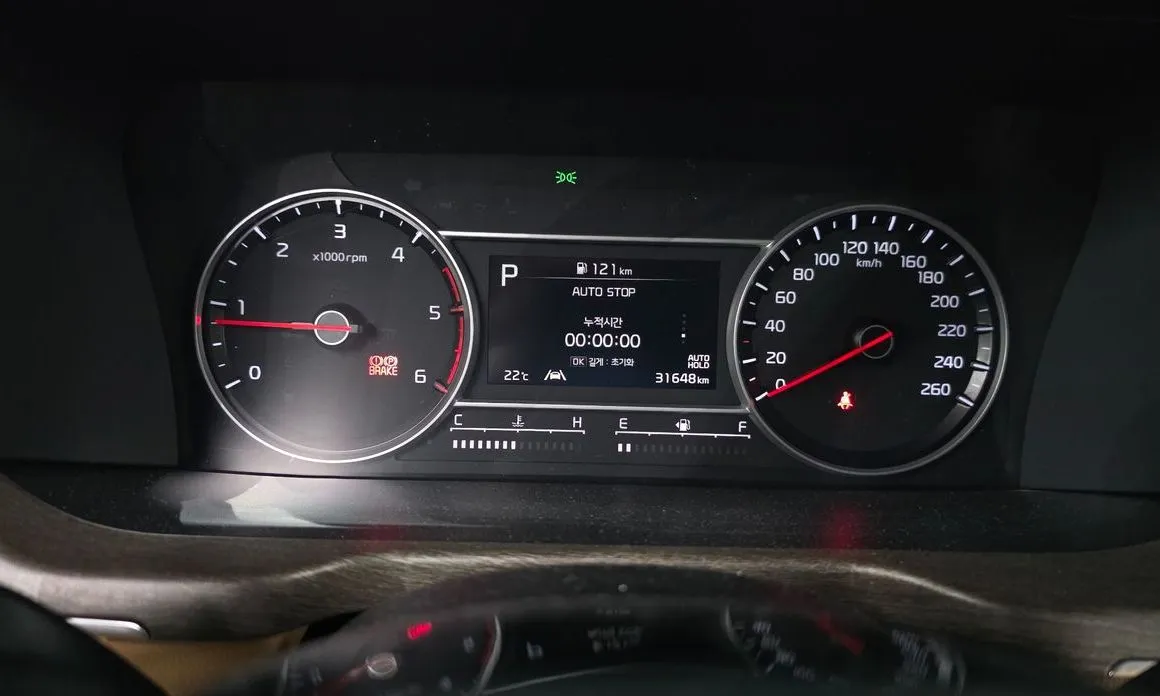 Kia Sorento — фото 8