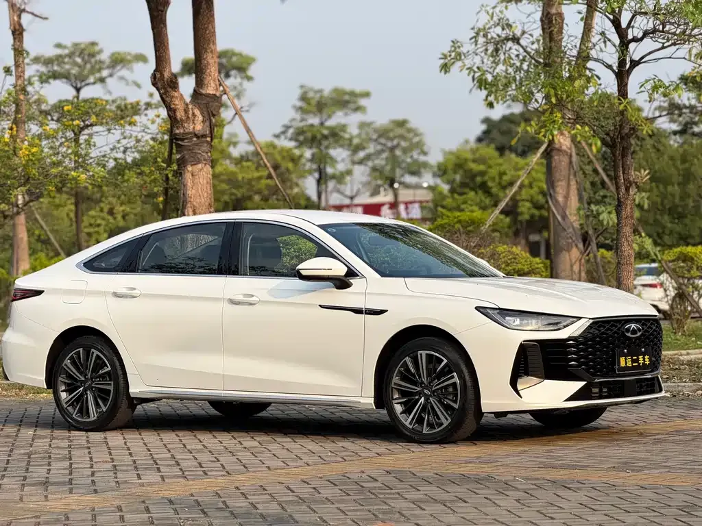 Chery Arrizo 8 PRO — фото 4