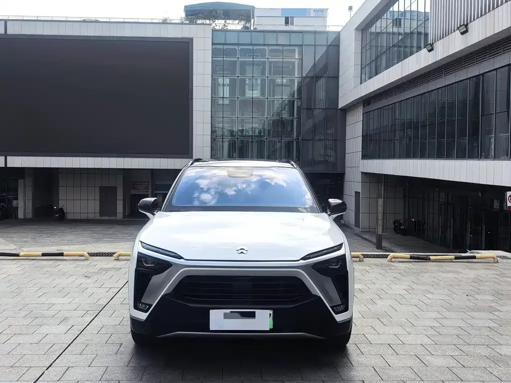 NIO ES8 — фото 4