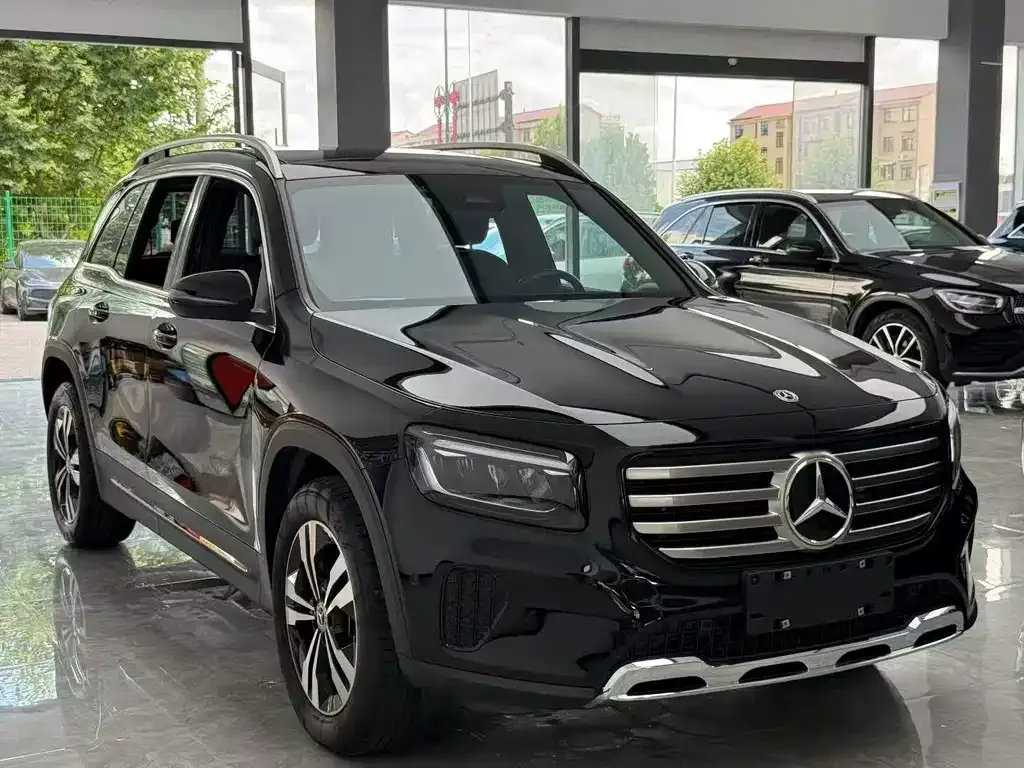 Mercedes-Benz GLB — фото 3