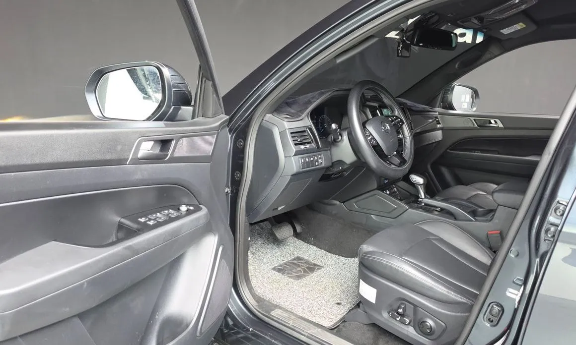 KG Mobility (Ssangyong) Rexton — фото 9