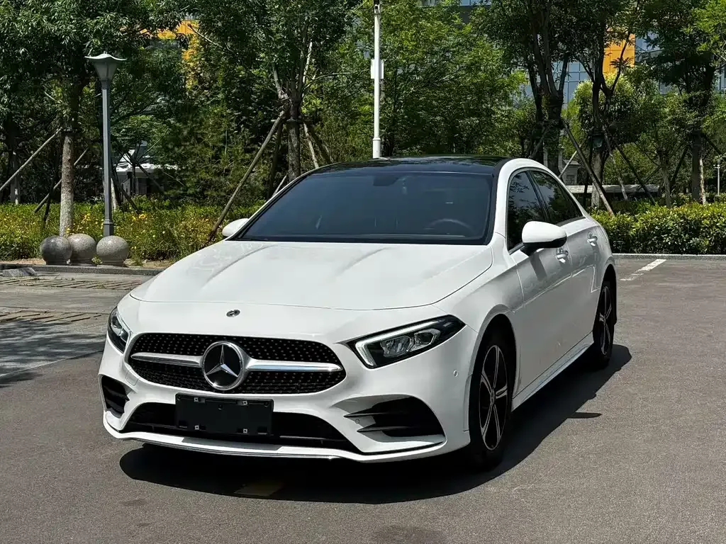 Mercedes-Benz A-Class — фото 1
