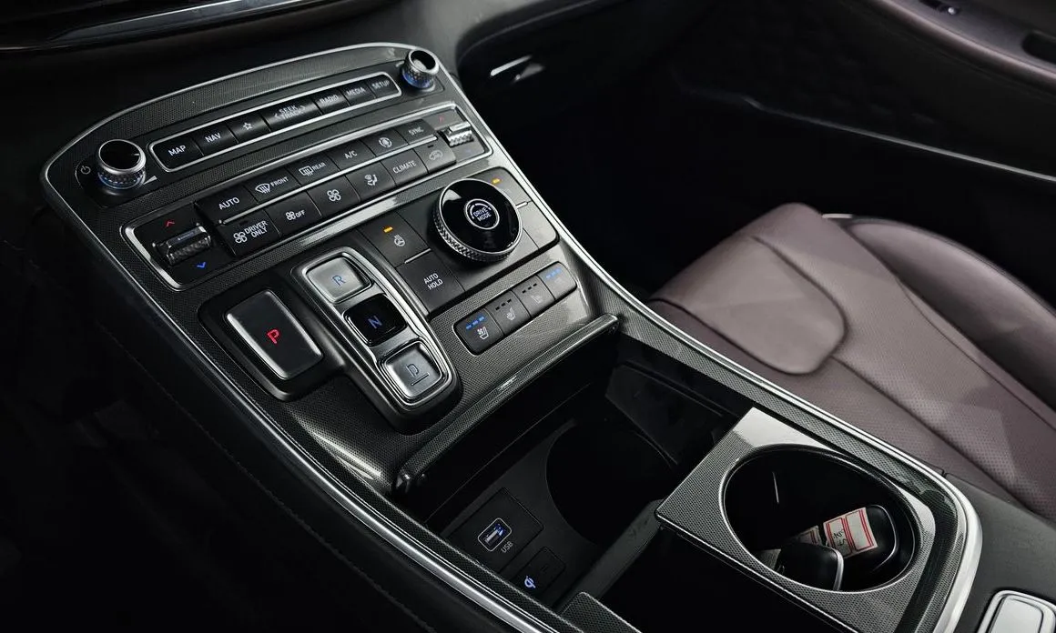 Hyundai Santafe — фото 8
