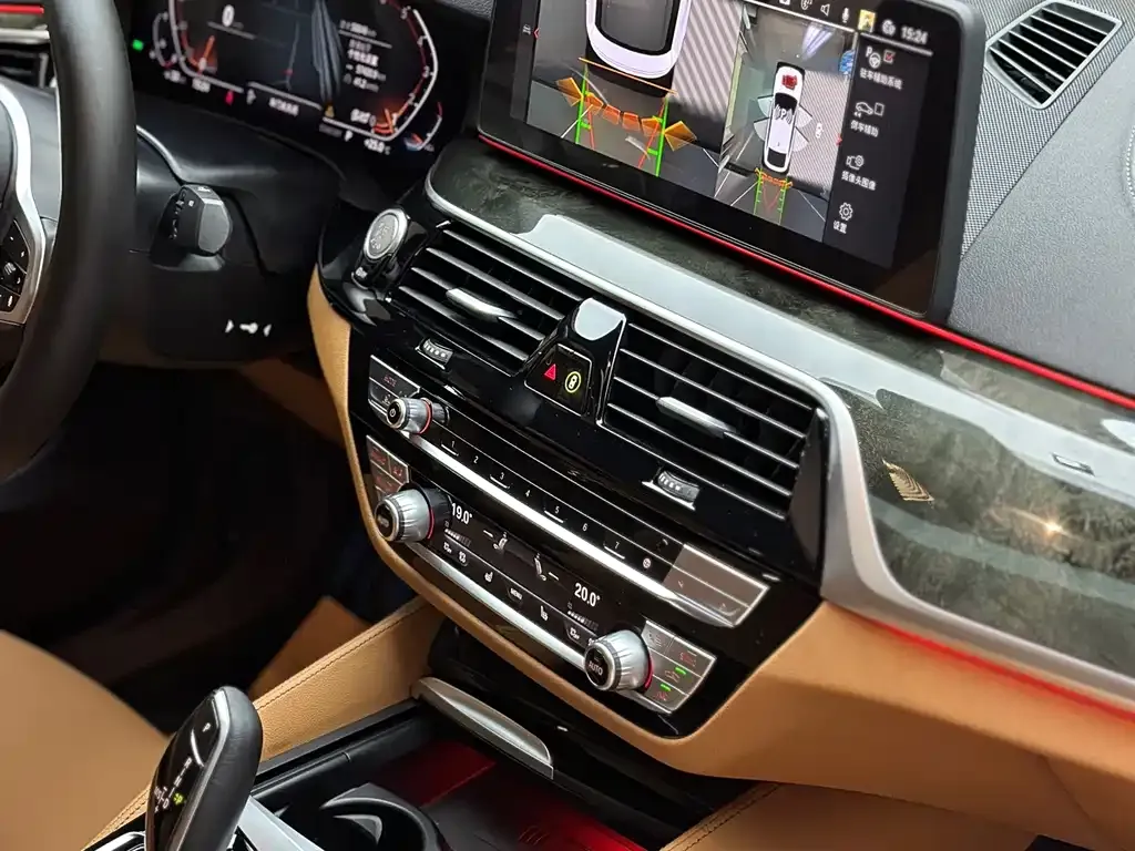 BMW 6 Series GT — фото 8