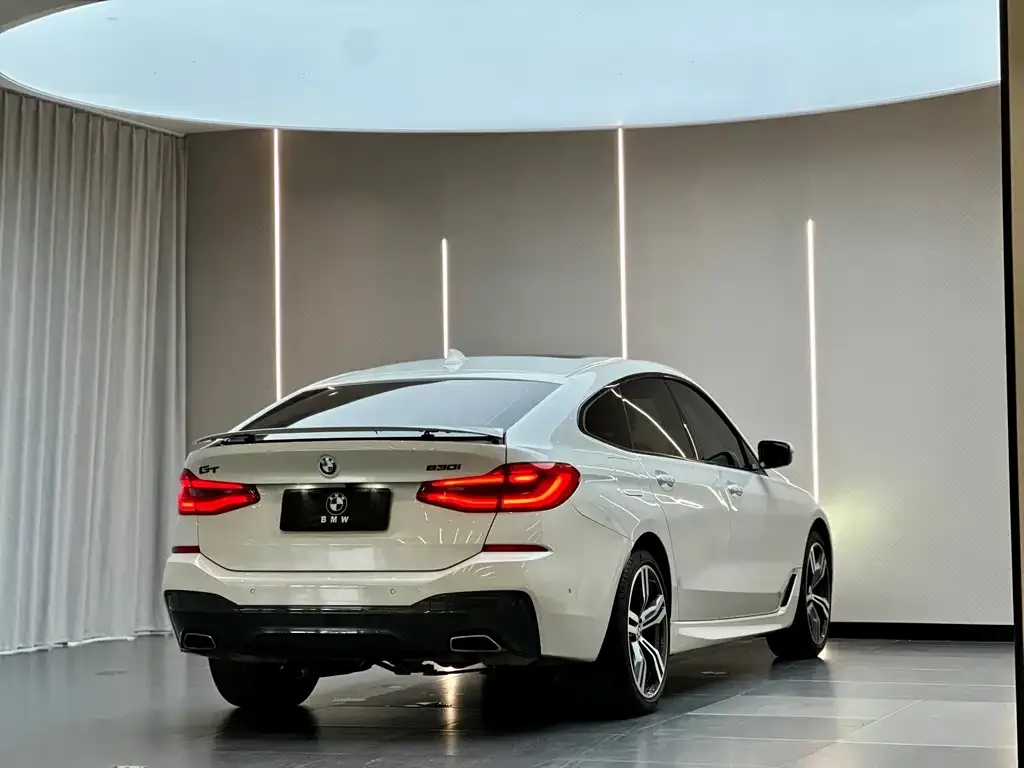 BMW 6 Series GT — фото 7
