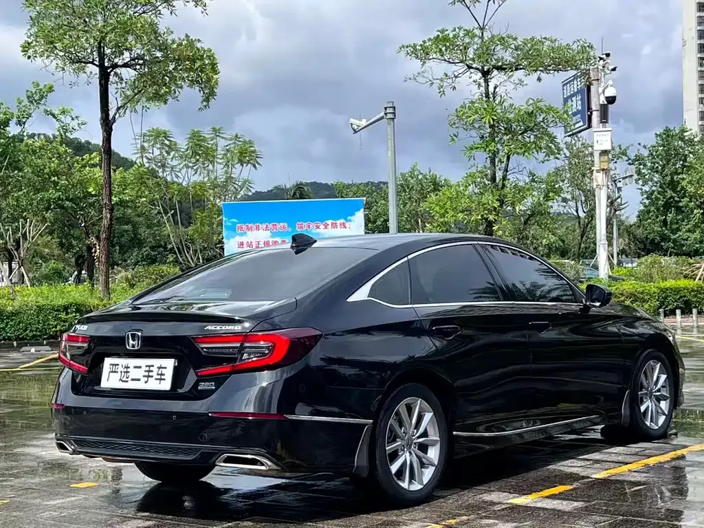 Honda Accord — фото 3