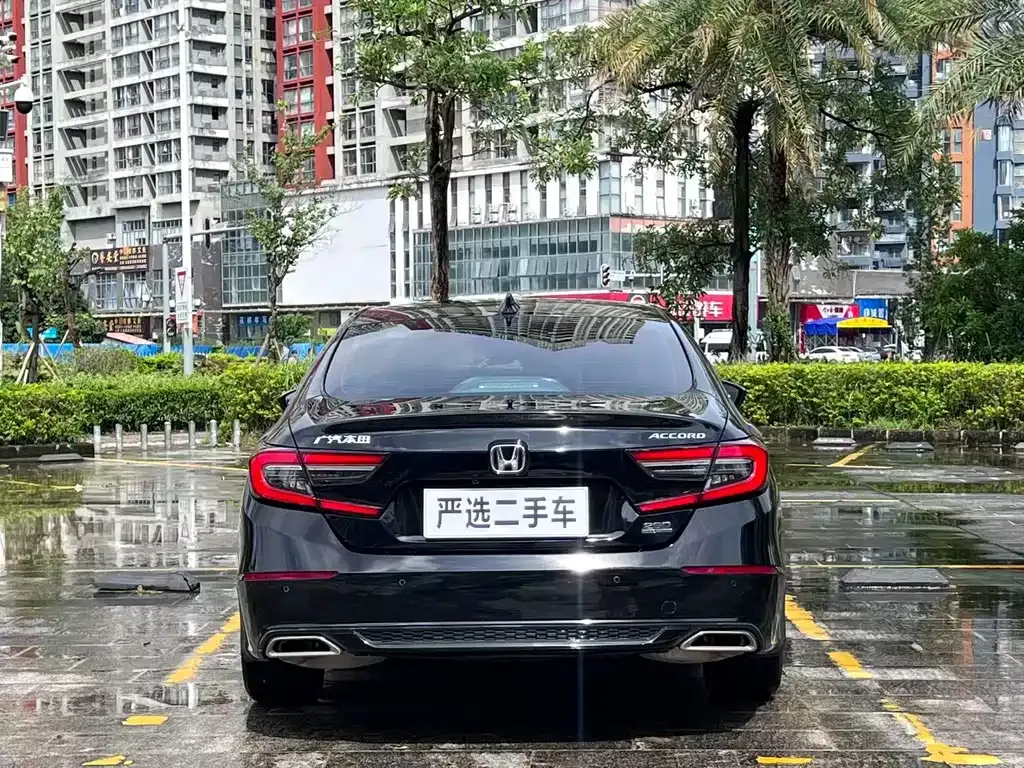 Honda Accord — фото 7