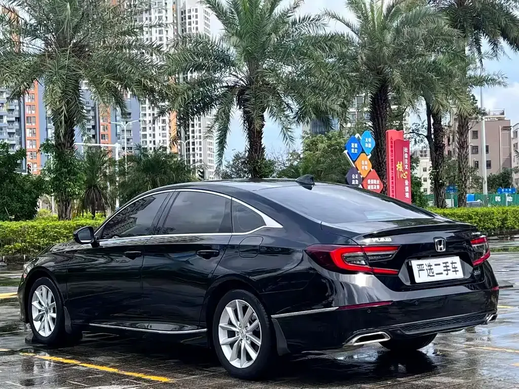 Honda Accord — фото 6