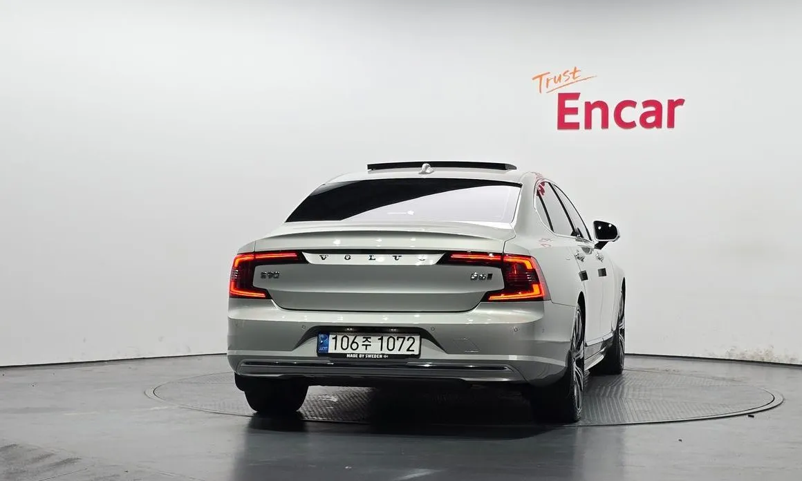 Volvo S90 — фото 4