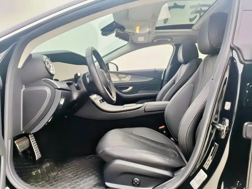 Mercedes-Benz CLS — фото 3
