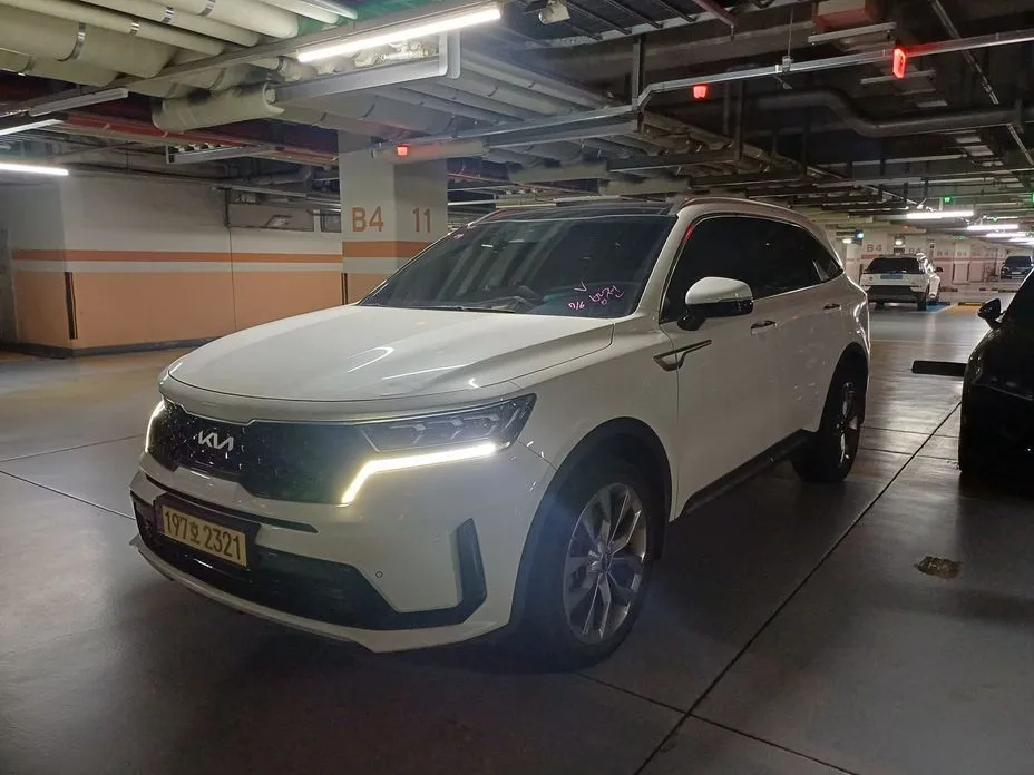 Kia Sorento — фото 1