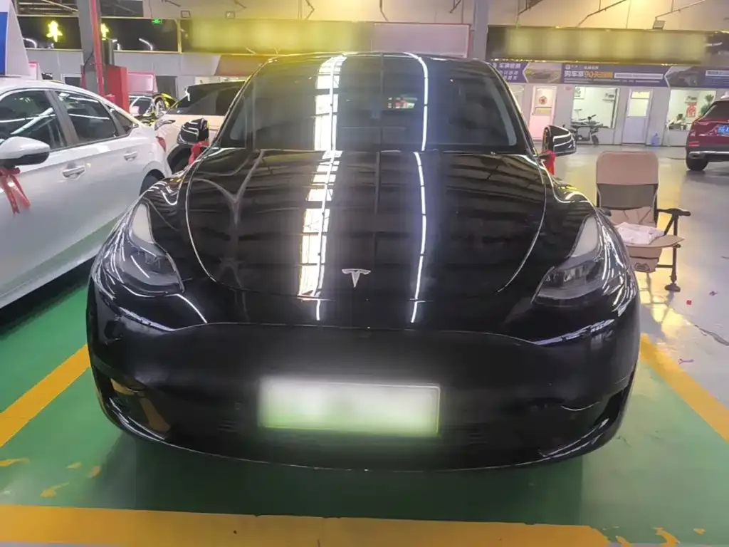 Tesla Model Y — фото 5