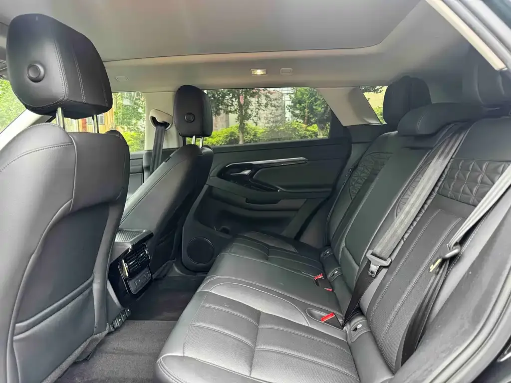 Land Rover Evoque — фото 2