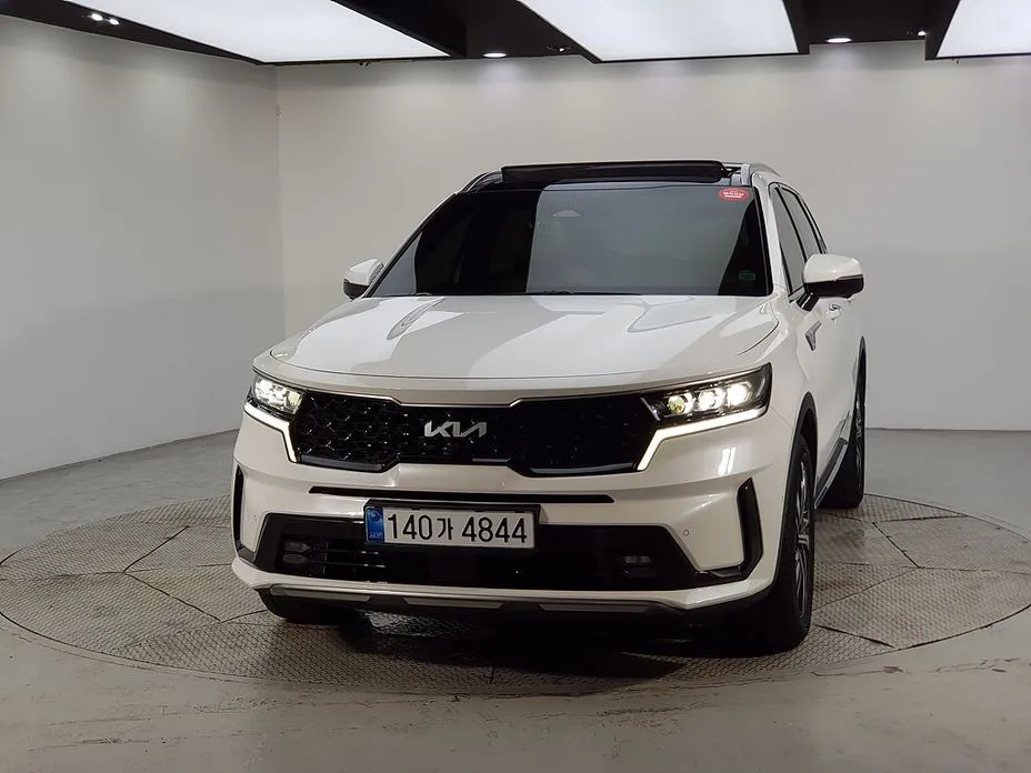 Kia Sorento — фото 4