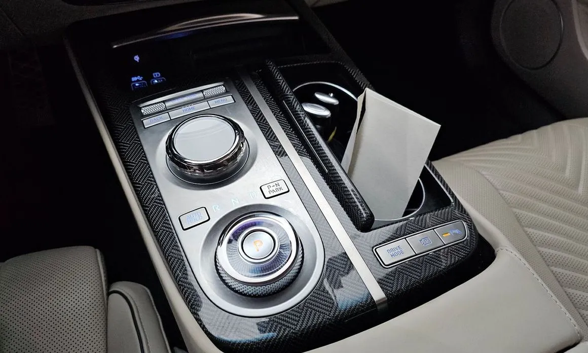 Genesis G80 — фото 7