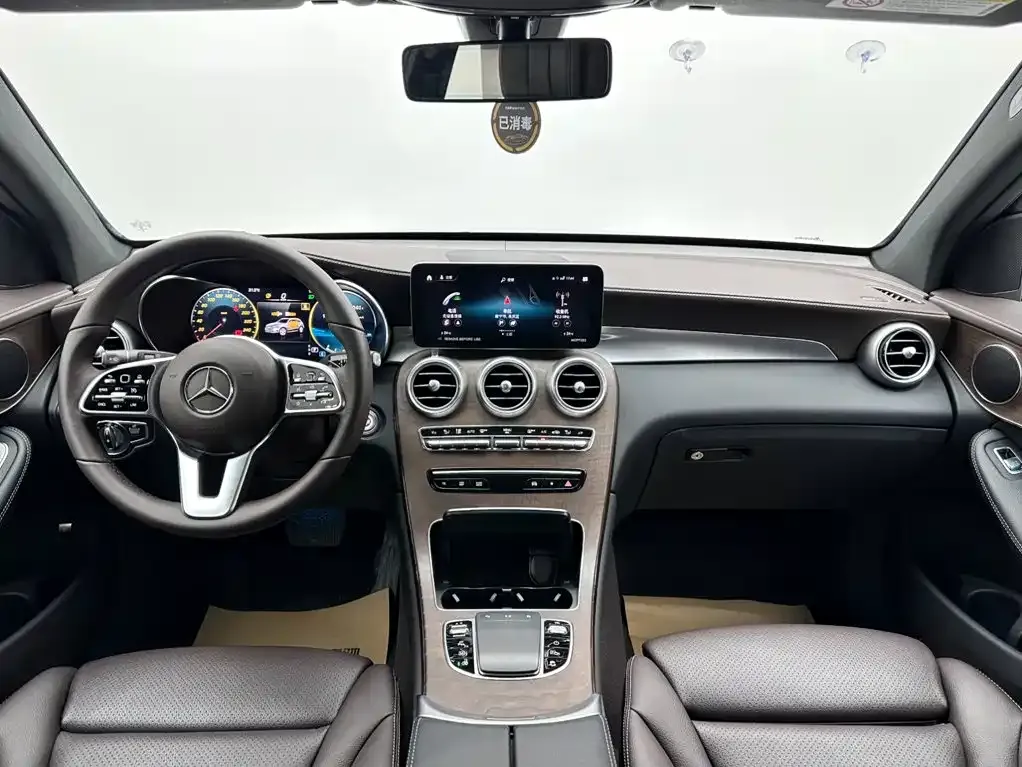 Mercedes-Benz GLC — фото 3