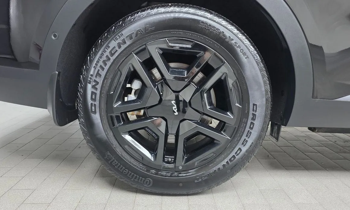 Kia Sorento — фото 4