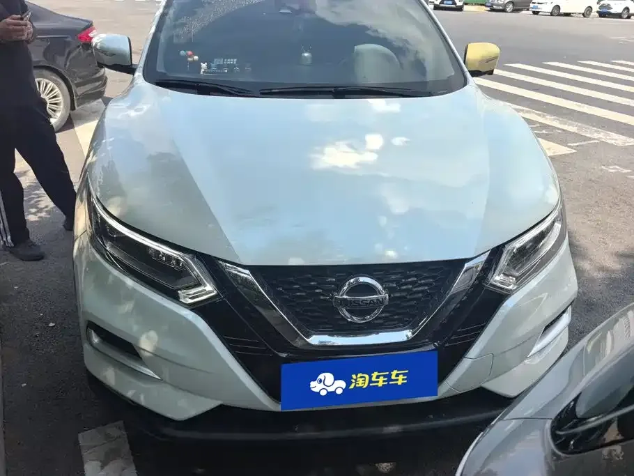 Nissan Qashqai — фото 6