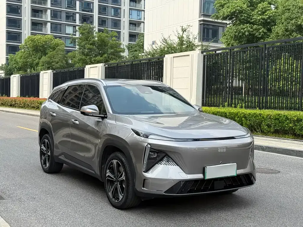 Geely Galaxy L7 — фото 6