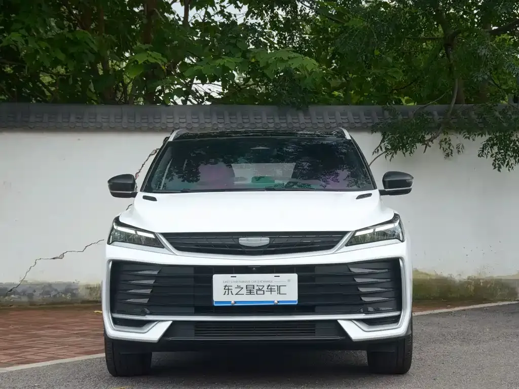 Geely Binyue — фото 10
