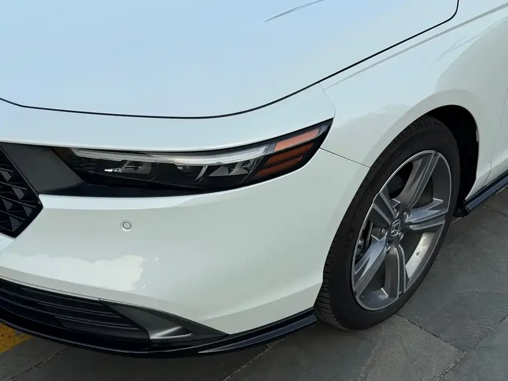 Honda Accord — фото 3
