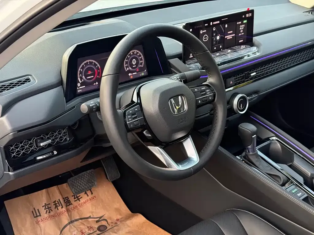 Honda Accord — фото 4