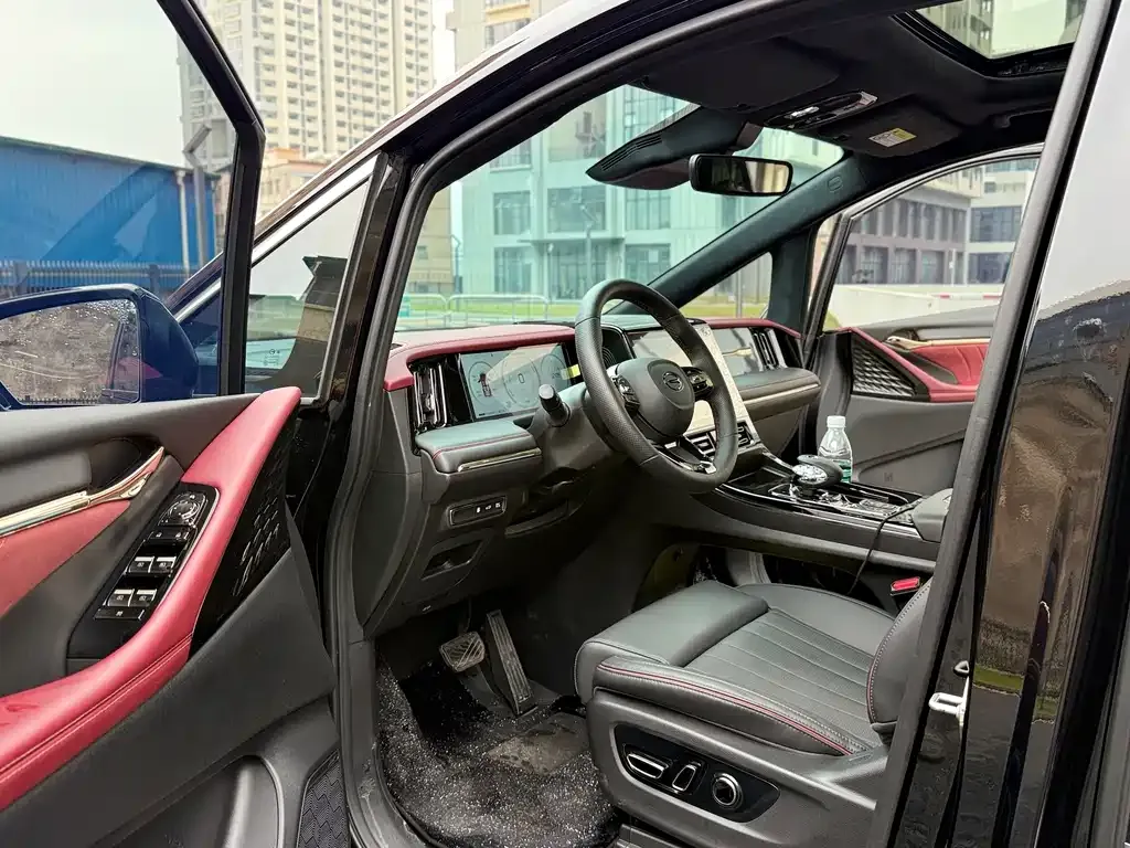GAC Motor Trumpchi M8 — фото 3