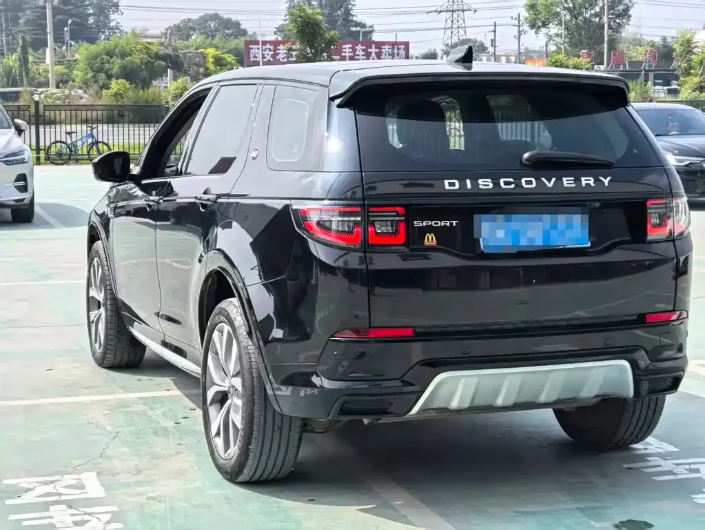 Land Rover Discovery Sport — фото 2