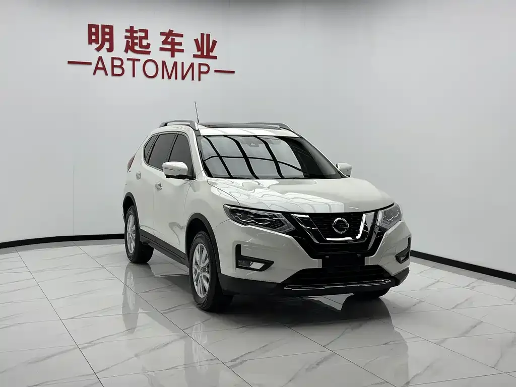 Nissan X-Trail — фото 8
