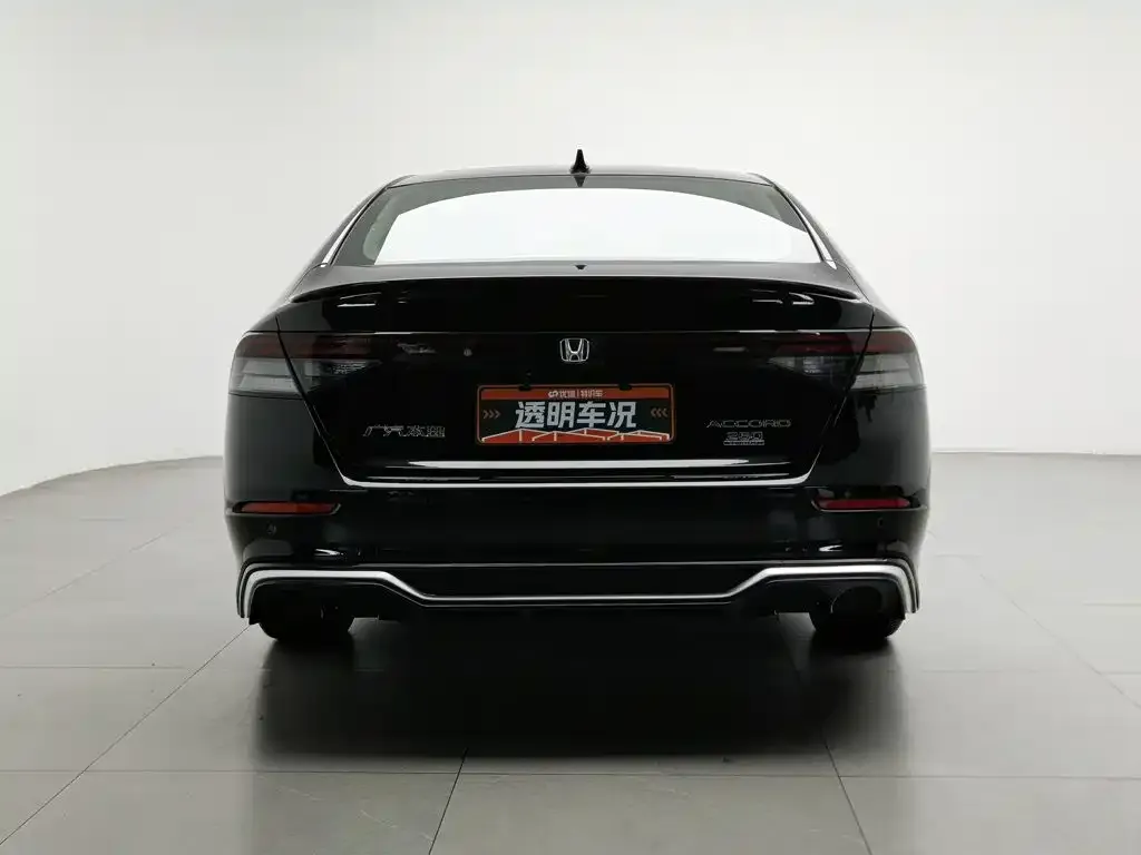 Honda Accord — фото 5