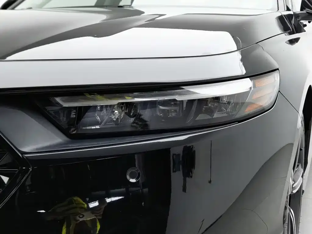 Honda Accord — фото 4