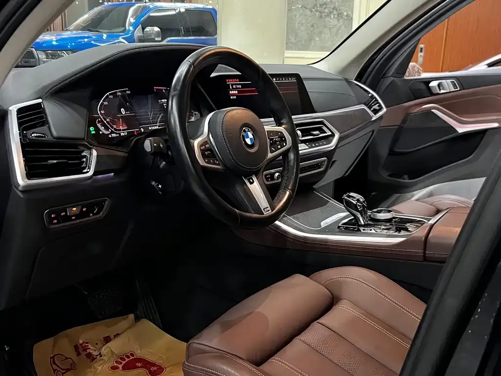 BMW X5 (Import) — фото 2