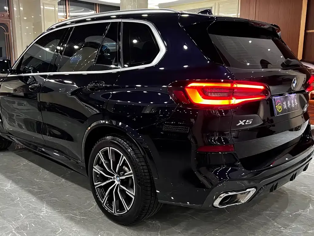 BMW X5 (Import) — фото 4