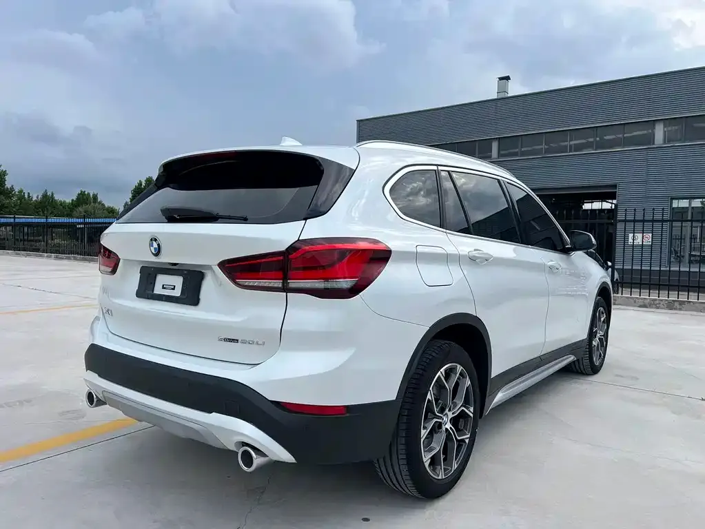 BMW X1 — фото 4