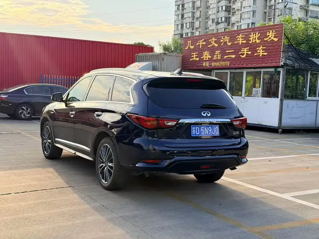Infiniti QX60 (Import) — фото 8