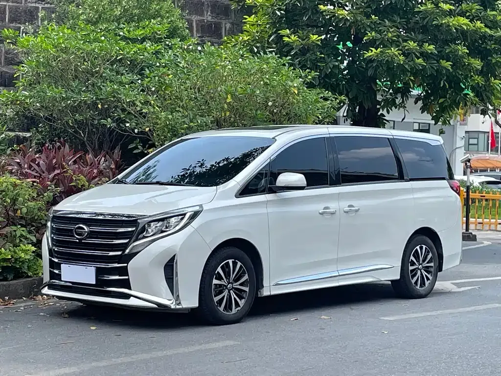 GAC Motor Trumpchi M8 — фото 1