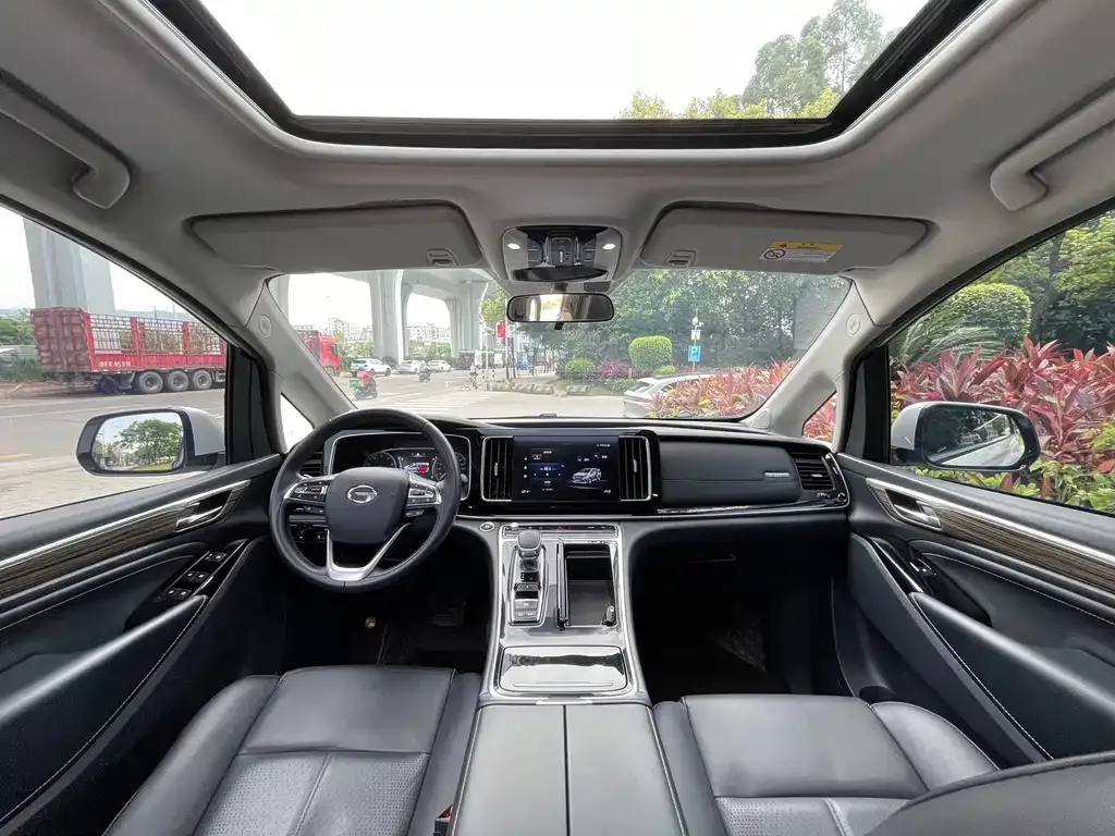 GAC Motor Trumpchi M8 — фото 3