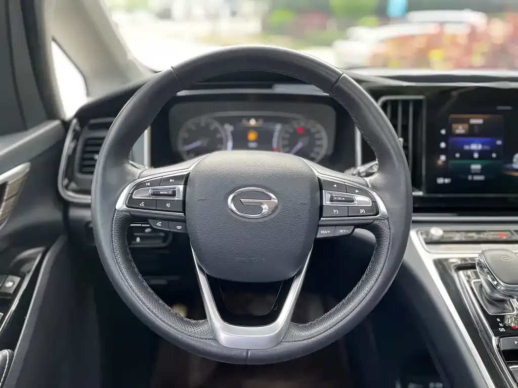 GAC Motor Trumpchi M8 — фото 2