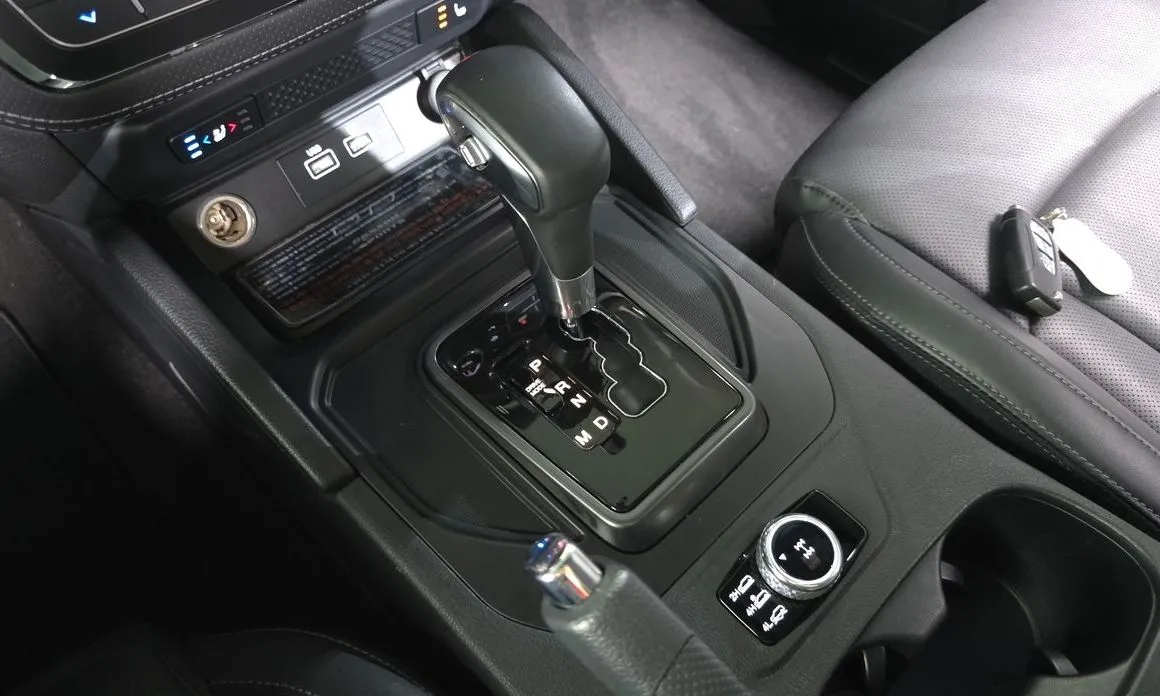 KG Mobility (Ssangyong) Rexton — фото 3