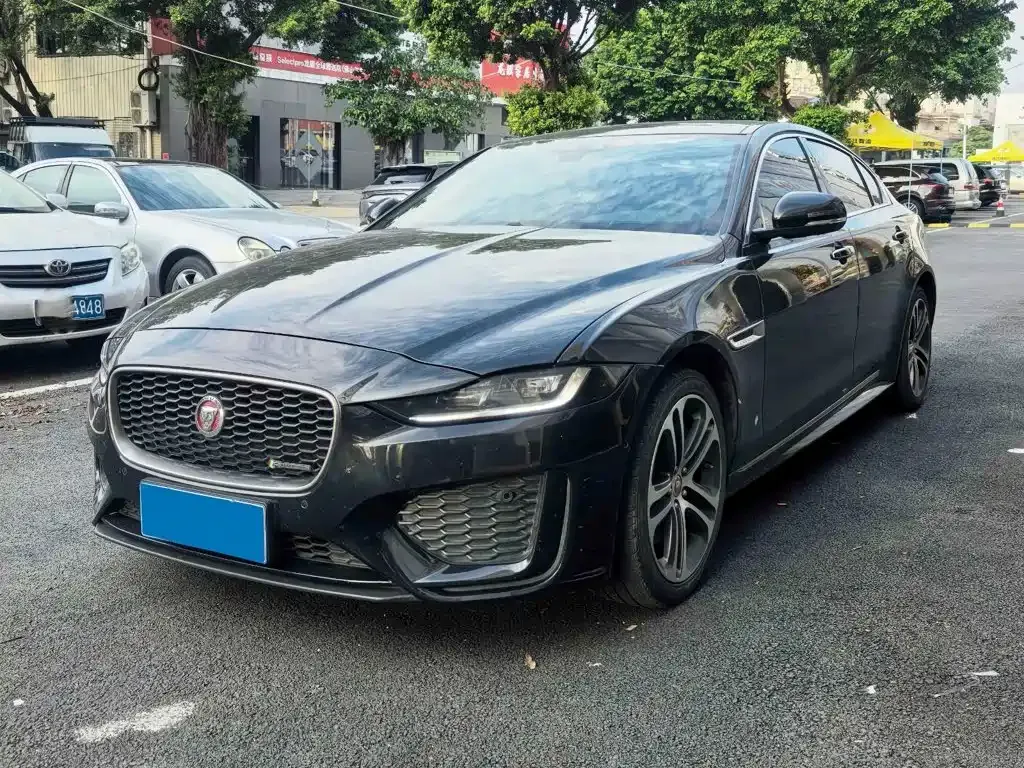 Jaguar XEL — фото 1