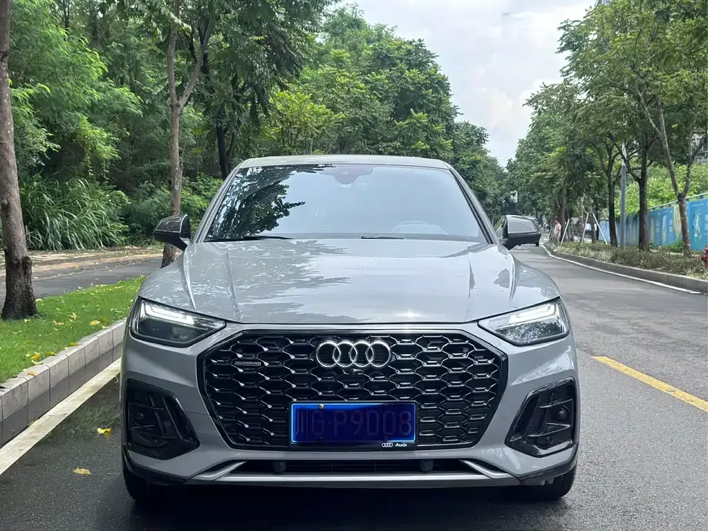 Audi Q5L Sportback — фото 3