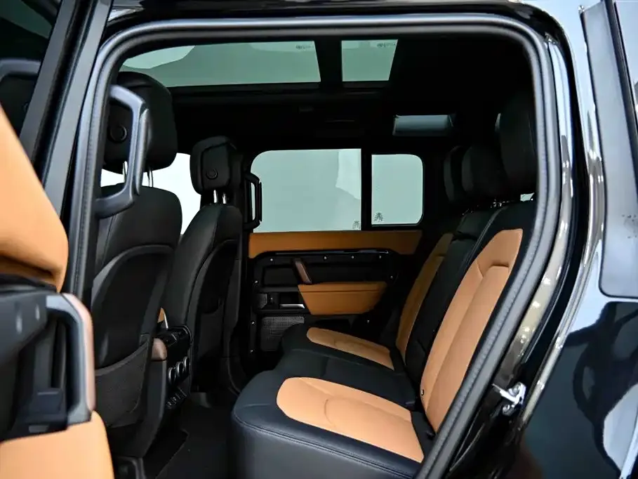 Land Rover Defender — фото 3
