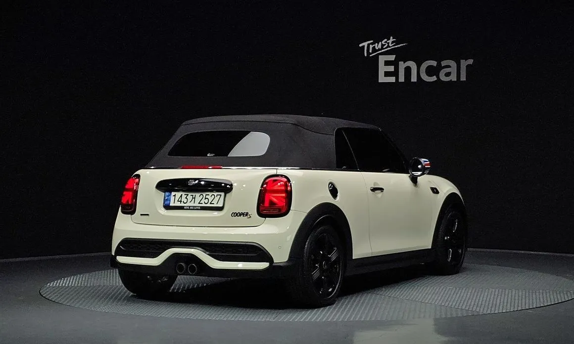 Mini Cooper Convertible — фото 7